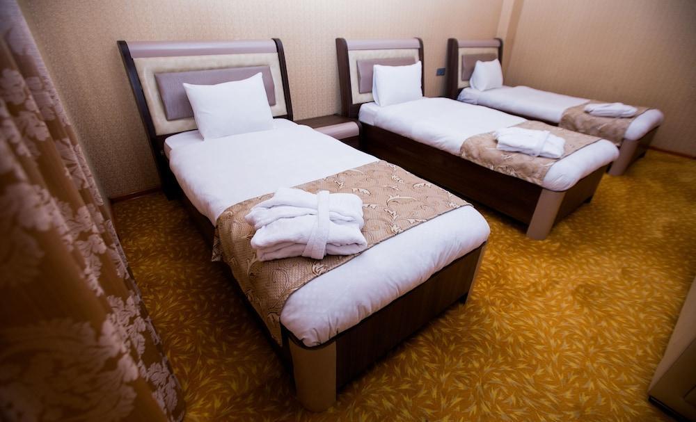 Astola Hotel บากู ภายนอก รูปภาพ