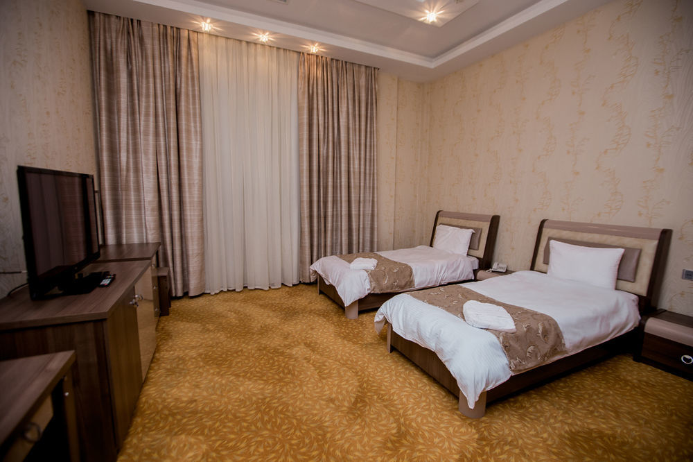Astola Hotel บากู ภายนอก รูปภาพ