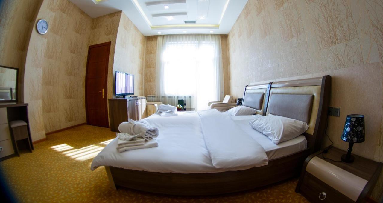Astola Hotel บากู ภายนอก รูปภาพ