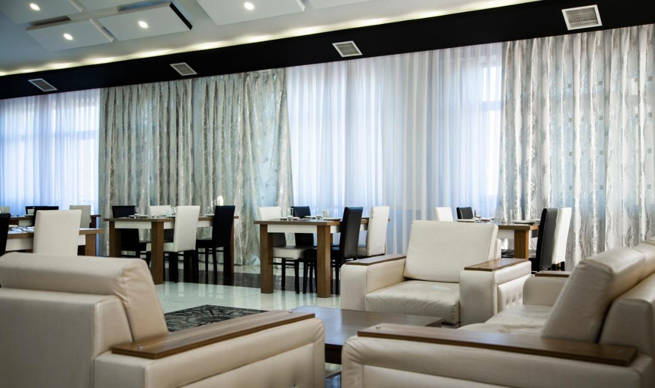 Astola Hotel บากู ภายนอก รูปภาพ