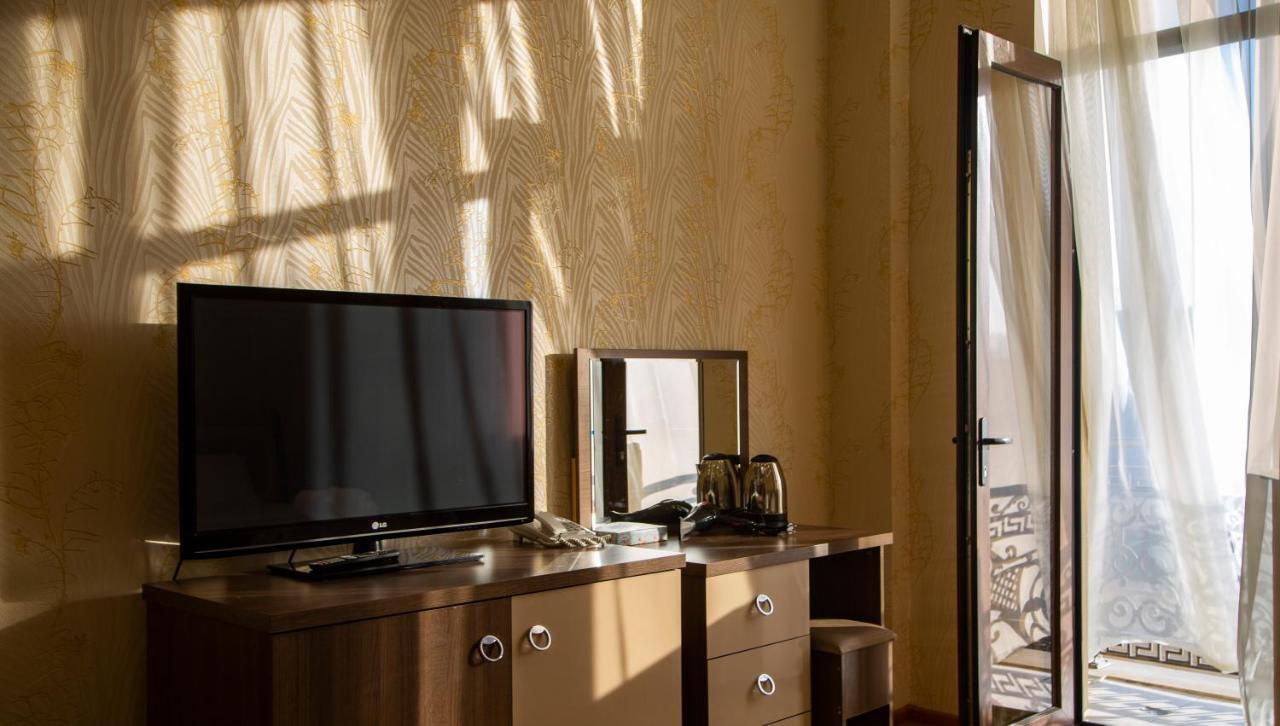 Astola Hotel บากู ภายนอก รูปภาพ