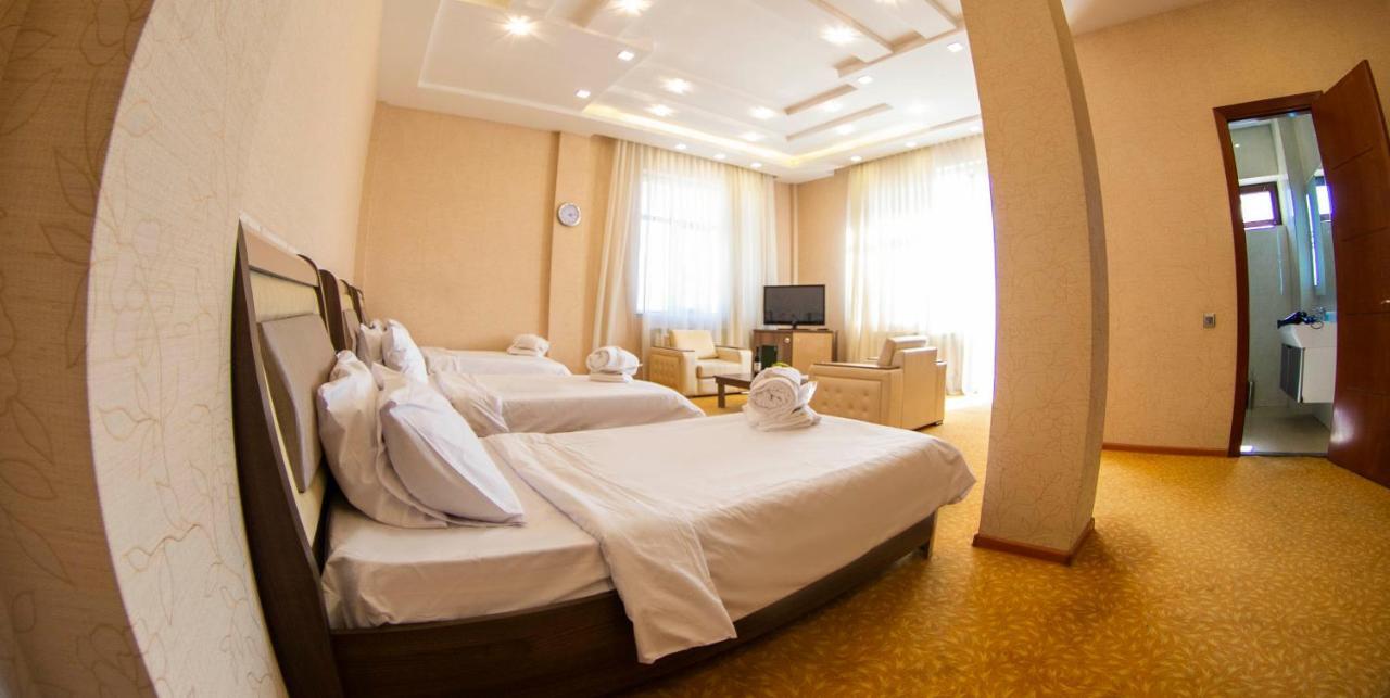 Astola Hotel บากู ภายนอก รูปภาพ